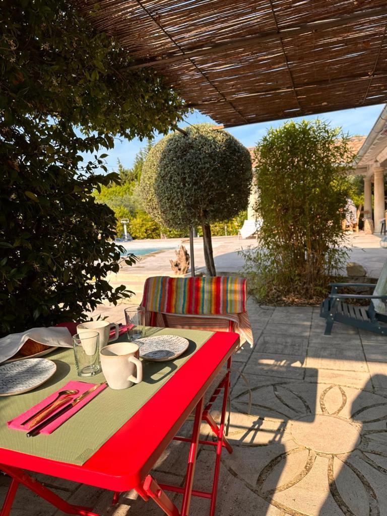 Hotel Mas Des Bambous Saint-Rémy-de-Provence Esterno foto